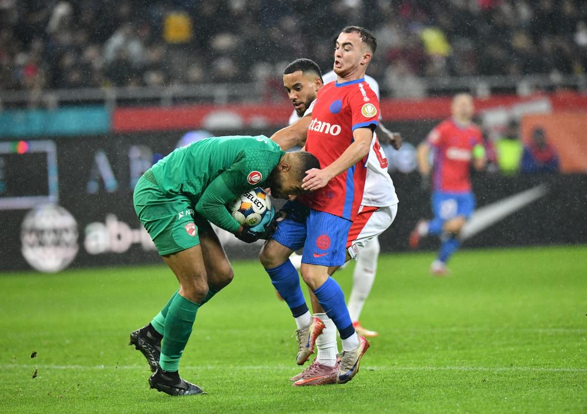 FCSB - Dinamo, imagini de meci (6 decembrie 2025)