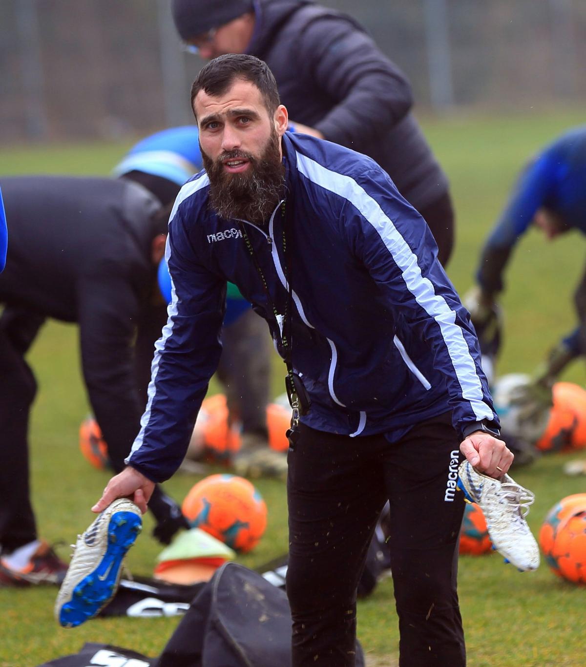 FC VOLUNTARI material 07.01.2021