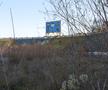 EXCLUSIV „Municipalul” din Bacău, „arena groazei”! Imagini cu stadiul dezastruos în care se află acum stadionul care obișnuia să adune 20.000 de spectatori