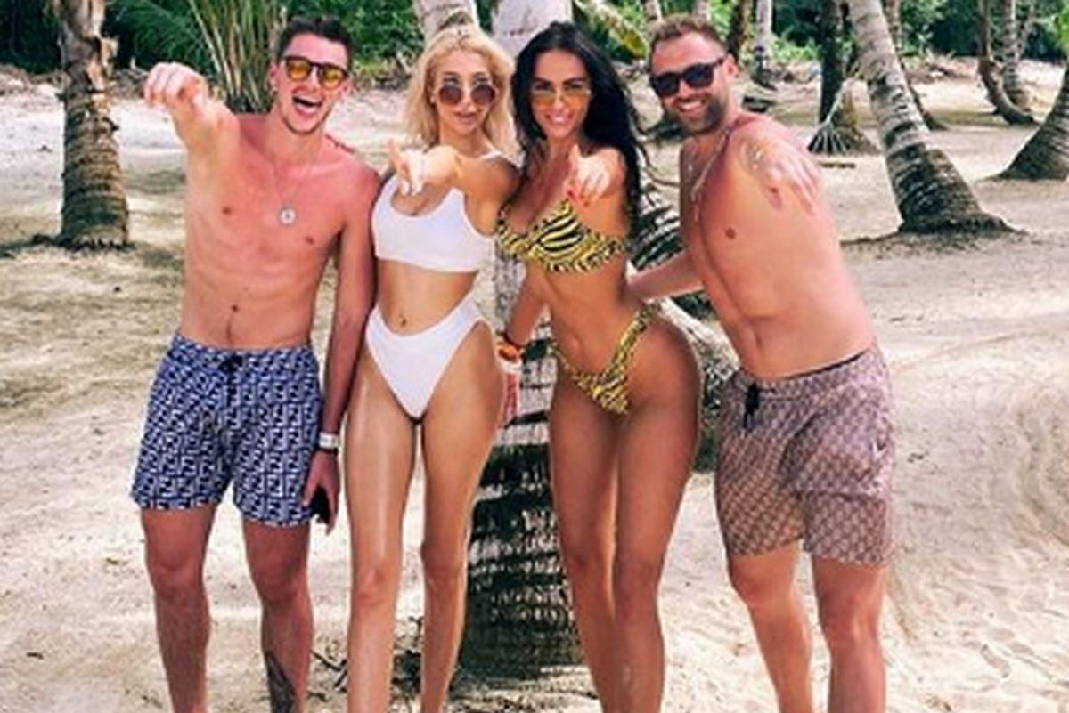GALERIE FOTO Cristi Pulhac, vacanță de vis în Republica Dominicană » Fostul dinamovist a uitat de pandemie și a făcut show alături de iubita lui