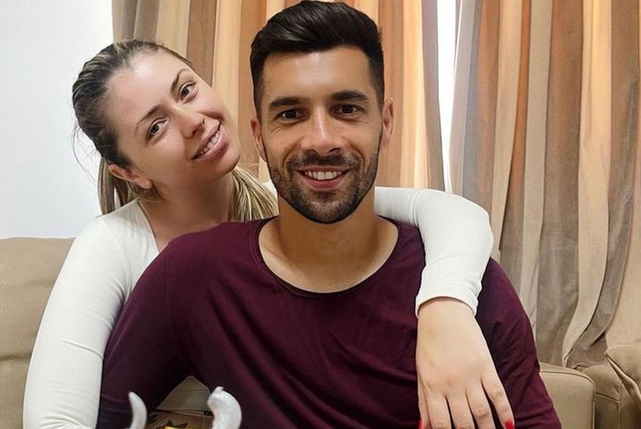 Ana și Paul Pârvulescu / Sursă foto: Instagram Soția unui fotbalist de la Clinceni n-a mai rezistat! Mesaj acid pentru Anamaria Prodan și investitorul care s-a „evaporat”: „Gura mică, totul e fake la voi!”