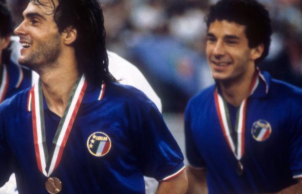 Fostul antrenor italian al lui FC Argeș, distrus de moartea lui Vialli: „După Sinișa, acum el. E un dezastru!” » Amintiri de neprețuit: „Noi doi, Mancini și Zenga eram cvartetul de nedespărțit”