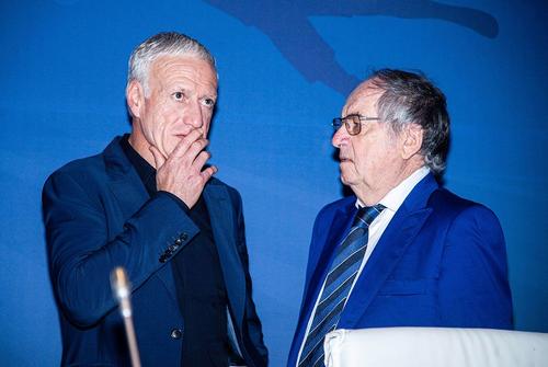 Didier Deschamps, în stânga, alături de Noel Le Graet, președintele Federației Franceze // sursă foto: Imago Images