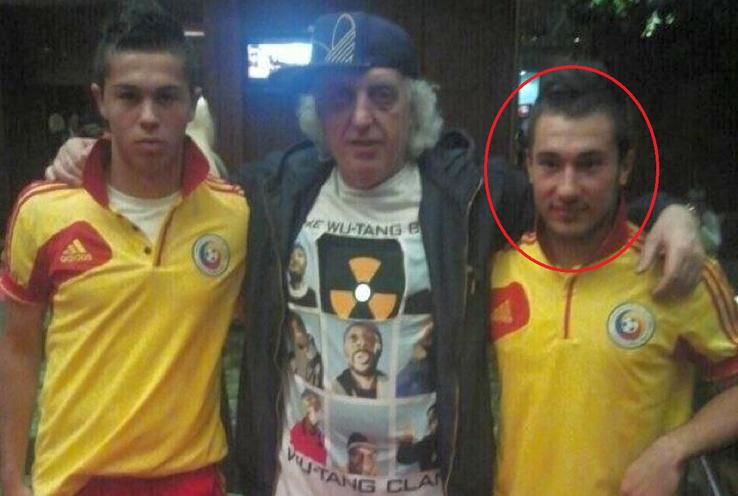 Leonard Manole, alături de interlopul Ratko Buturovic, înaintea meciului cu Serbia din 2012 /