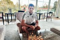 Face senzație în Superliga și vrea să dea șah-mat contracandidatelor la un loc de play-off: „Noi suntem cea mai bună formație din România ca fotbal. Suntem obligați!”