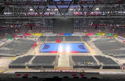 Începe! Interes uriaș pentru Campionatul European de Handbal la care România revine după 28 de ani » 54.000 de oameni în tribune la cel mai așteptat meci al primei zile
