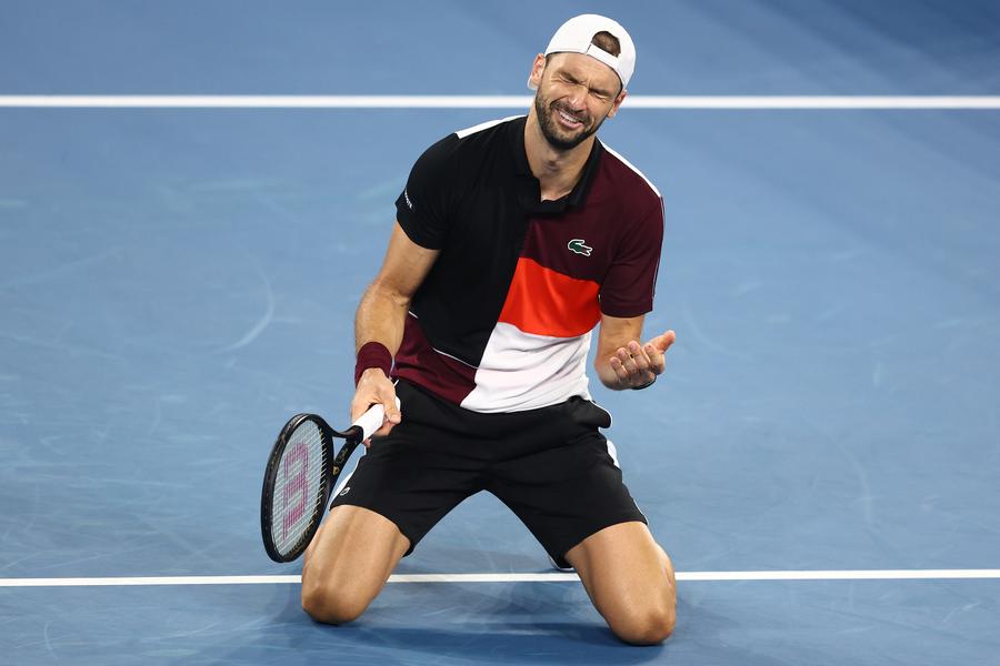 Cât înseamnă pentru Dimitrov un nou trofeu FOTO Guliver/GettyImages S-au dat primele trofee ale sezonului » Gauff, Rybakina, Dimitrov și Rublev s-au impus