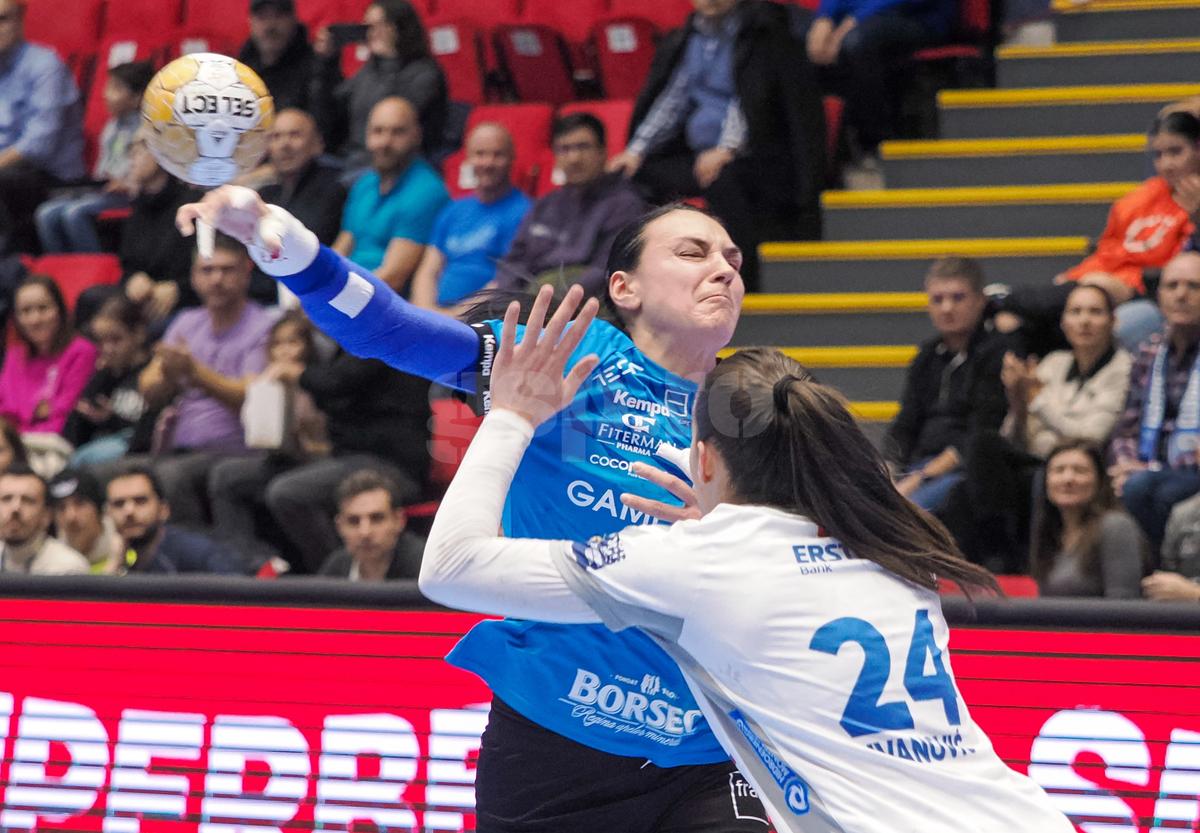 CSM București a zdrobit-o pe Buducnost » Cel mai mare scor din istoria „tigroaicelor” în Liga Campionilor!