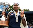 Coco Gauff și trofeul cucerit pentru a doua oară la rând FOTO Guliver/GettyImages