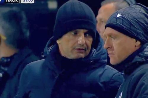 Răzvan Lucescu, în Aris - PAOK // sursă foto: captură Twitter