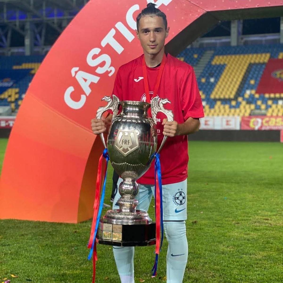 Adrian Niță, puștiul pe care FCSB miza în 2021