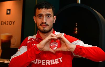 Astrit Selmani intră definitiv în sufletul „câinilor”: „În România, doar la Dinamo București, nicăieri în altă parte!”. Care mai e stadiul negocierilor cu clubul