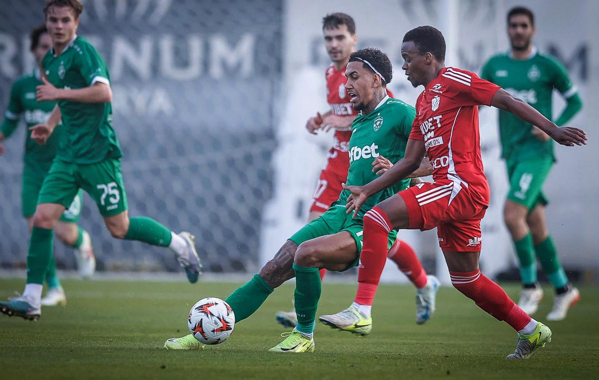 1-1 pentru Leo Grozavu la debut contra unui adversar de grupele Europa League! Hervin Ongenda, declarația zilei: „Nu regret că l-am refuzat pe Becali”