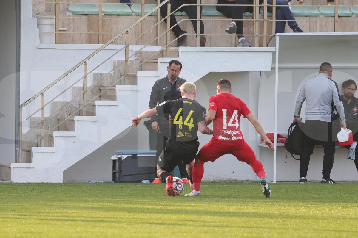Hermannstadt, victorie sub ochii lui Mircea Lucescu » Selecționerul s-a pozat cu fanii turci
