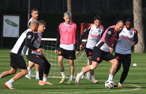 Gigi Becali a spus cum va arăta echipa-tip a FCSB în 2026 » Titularul care poate sări din schemă: „Nu mi-a plăcut”