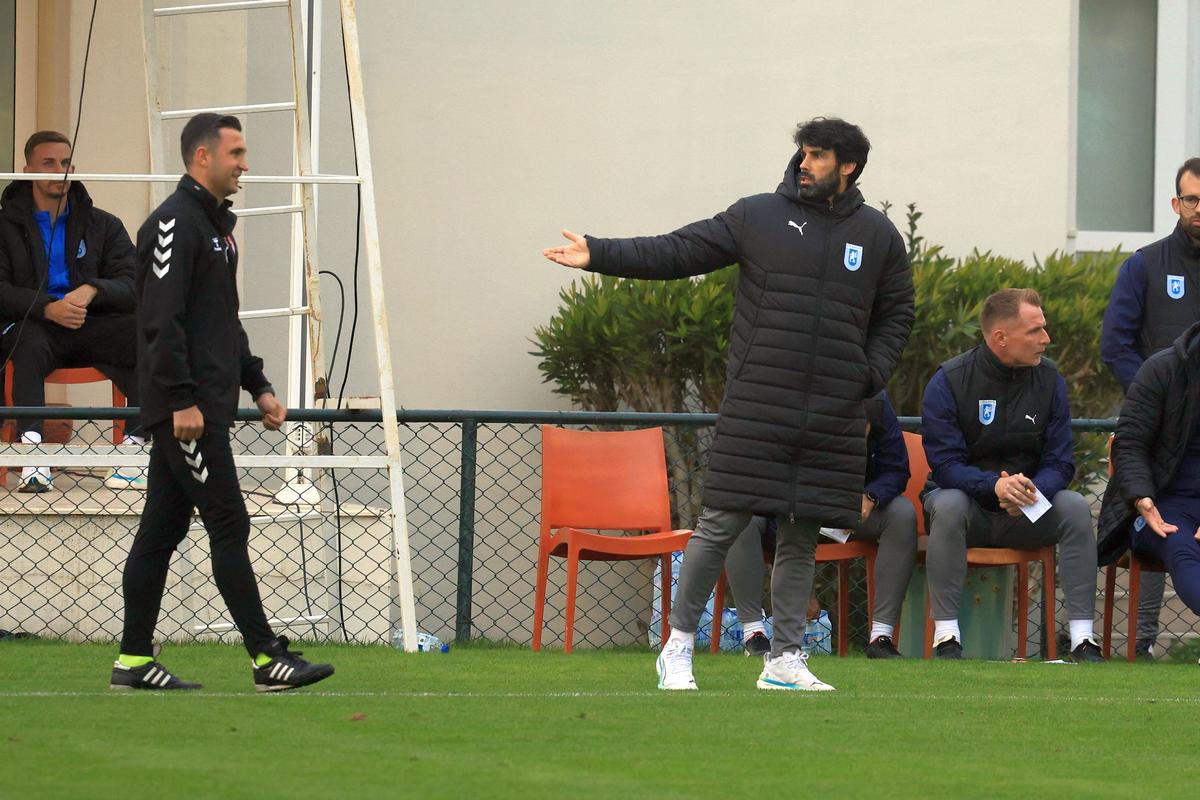 Universitatea Craiova - Konyaspor s-a încheiat cu mare scandal! Arbitrul a fluierat finalul în minutul 88 din cauza incidentelor