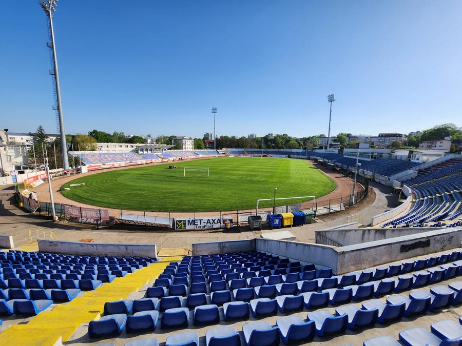 Așa arată stadionul de la FC Botoșani „Vrem condiții normale! Ne plouă în vestiar!” » Jucătorii revelației din Superligă, atac brutal: „E rușinos! Nu cerem foarte mult”