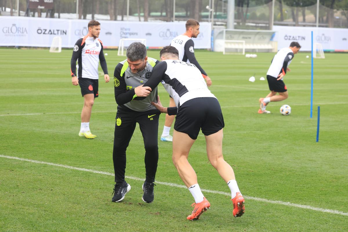 „Ar fi un record!” » Revine să o ajute pe FCSB în play-off?