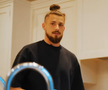 Radu Drăgușin a deschis ușile casei sale / foto: YouTube Tottenham Hotspur