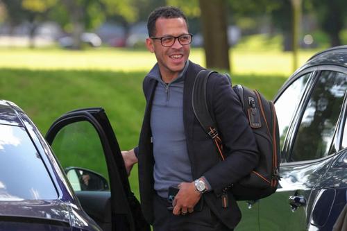 Liam Rosenior, noul antrenor de la Chelsea, amendat pentru depășirea vitezei / foto: The Sun
