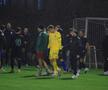 Scandal pe teren în Craiova - Konyaspor // FOTO: Ionuț Iordache (GSP.ro)