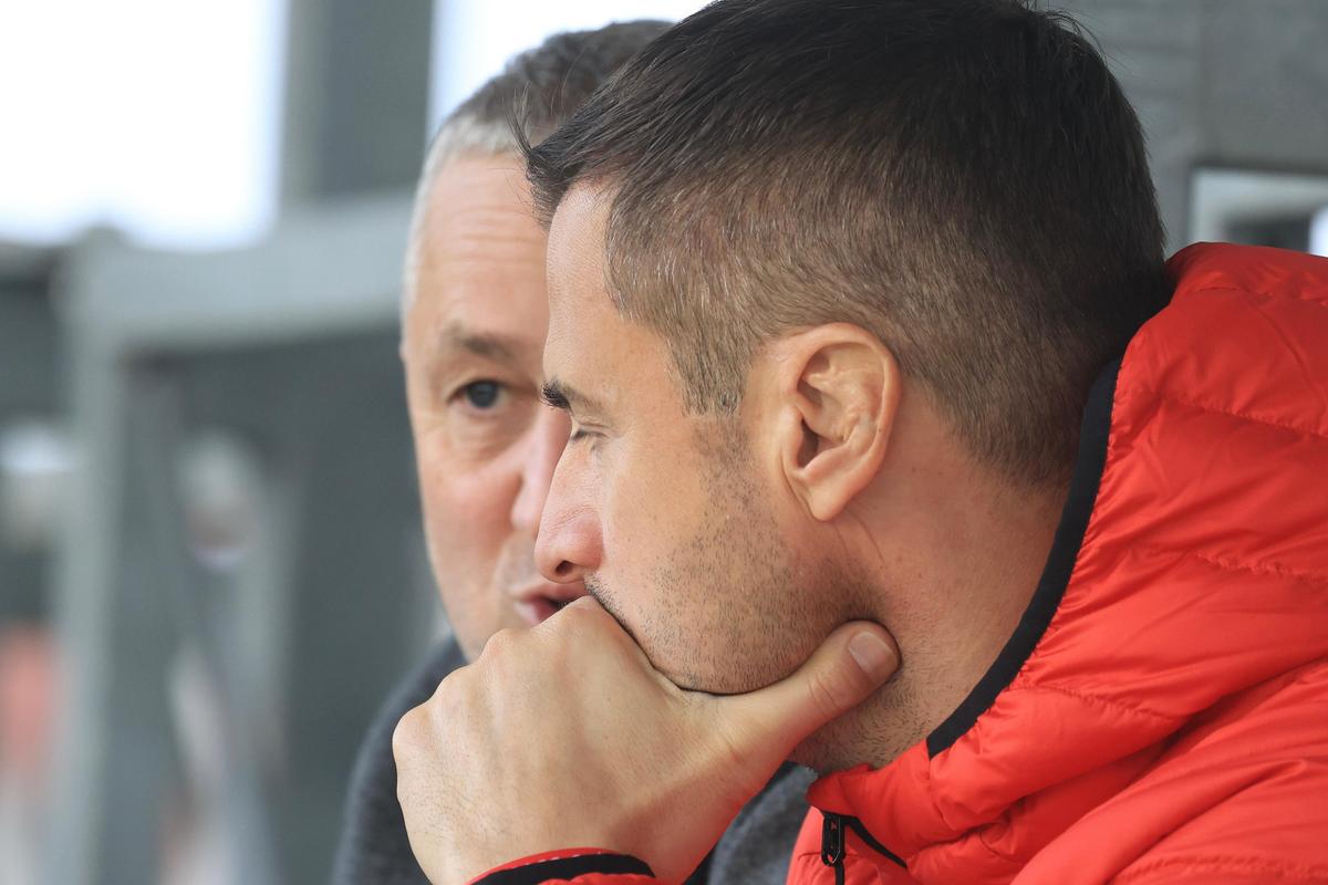 Mihai Rotaru (Universitatea Craiova) și Andrei Nicolescu (Dinamo)