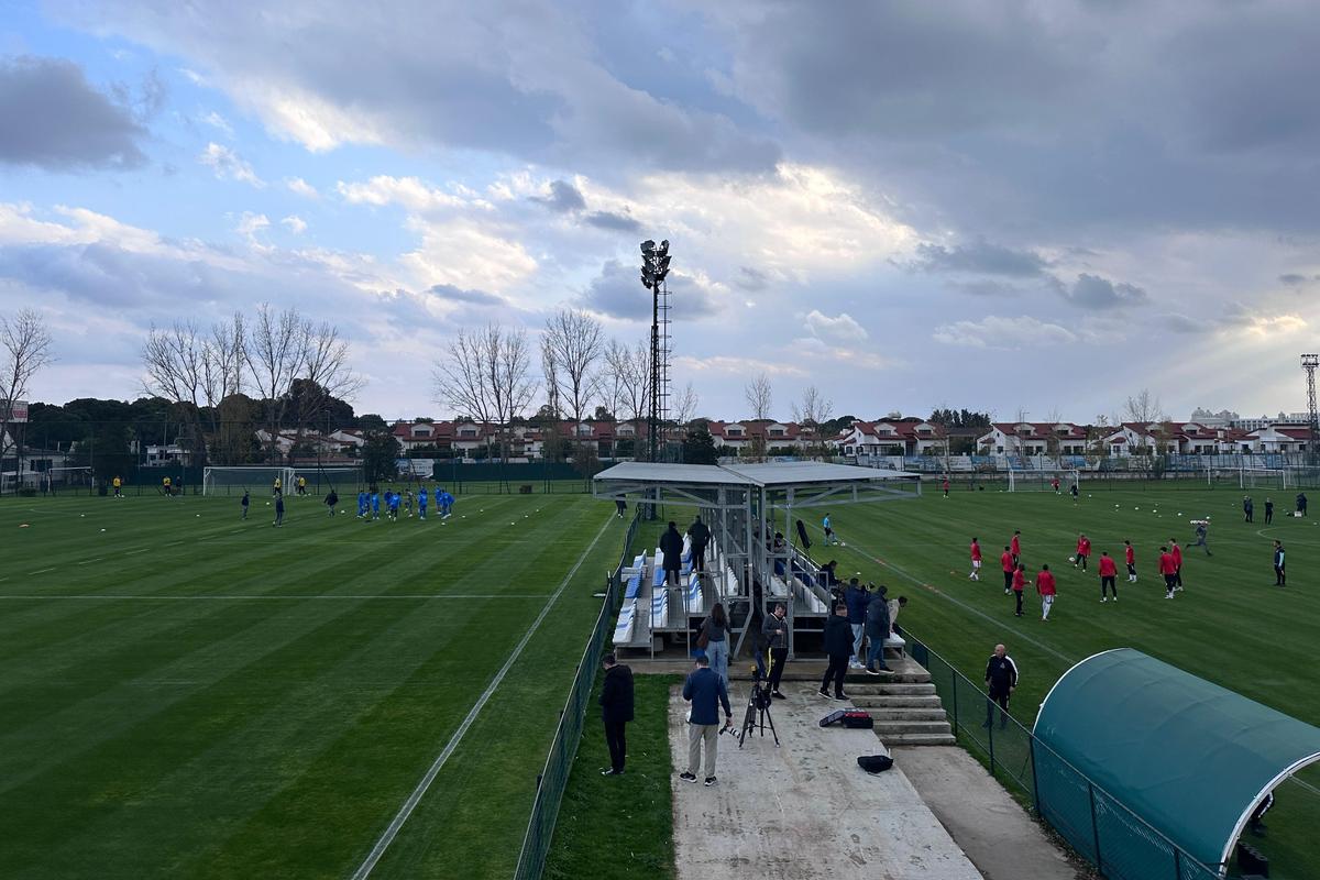 Universitatea Craiova - Konyaspor s-a încheiat cu mare scandal! Arbitrul a fluierat finalul în minutul 88 din cauza incidentelor