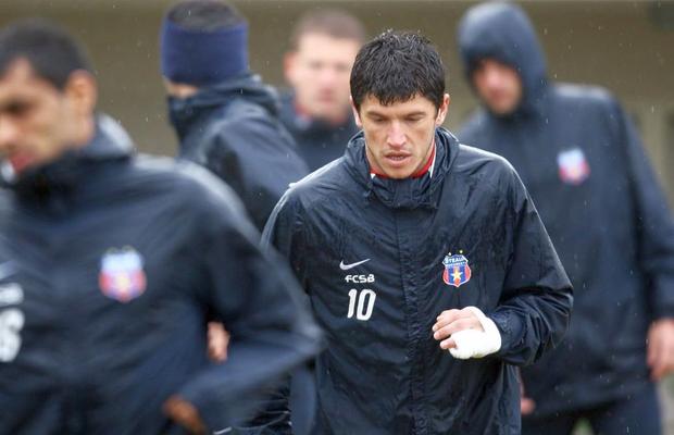 „Are prima șansă” » Cristi Tănase pariază pe viitoarea campioană, dar a numit o altă echipă care l-a impresionat: „Incredibil de bine!”