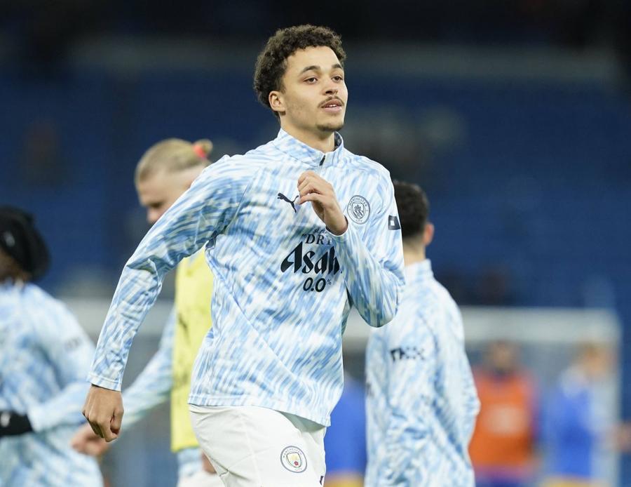 Manchester City s-a încurcat pe teren propriu cu Brighton, iar Arsenal se poate distanța la 8 puncte