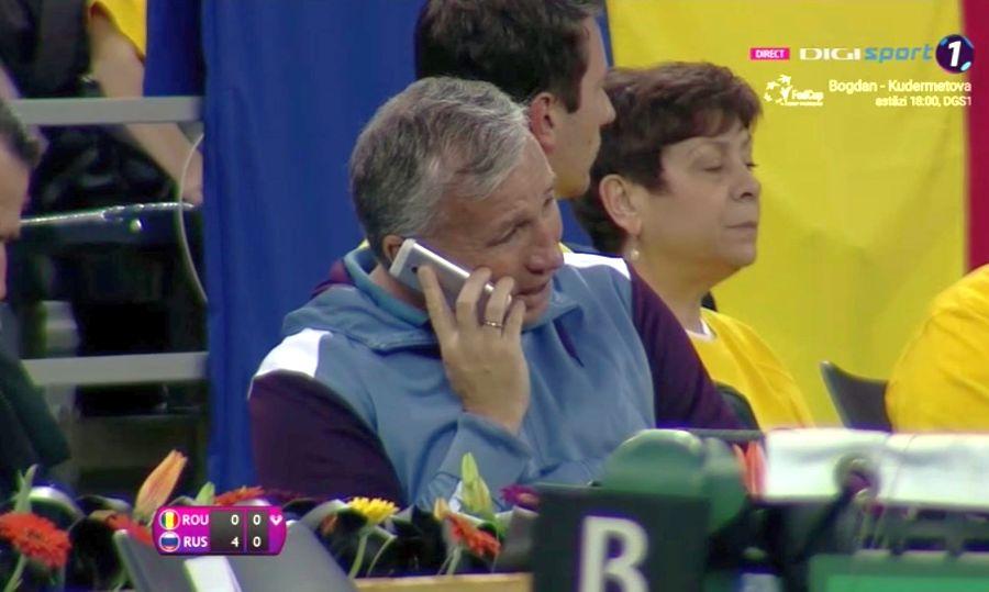 FED CUP, România - Rusia // FOTO 3 detalii din Sala Polivalentă: cum a fost surprins Dan Petrescu, ce a făcut Emil Boc + noua „regulă” impusă de jucătoare
