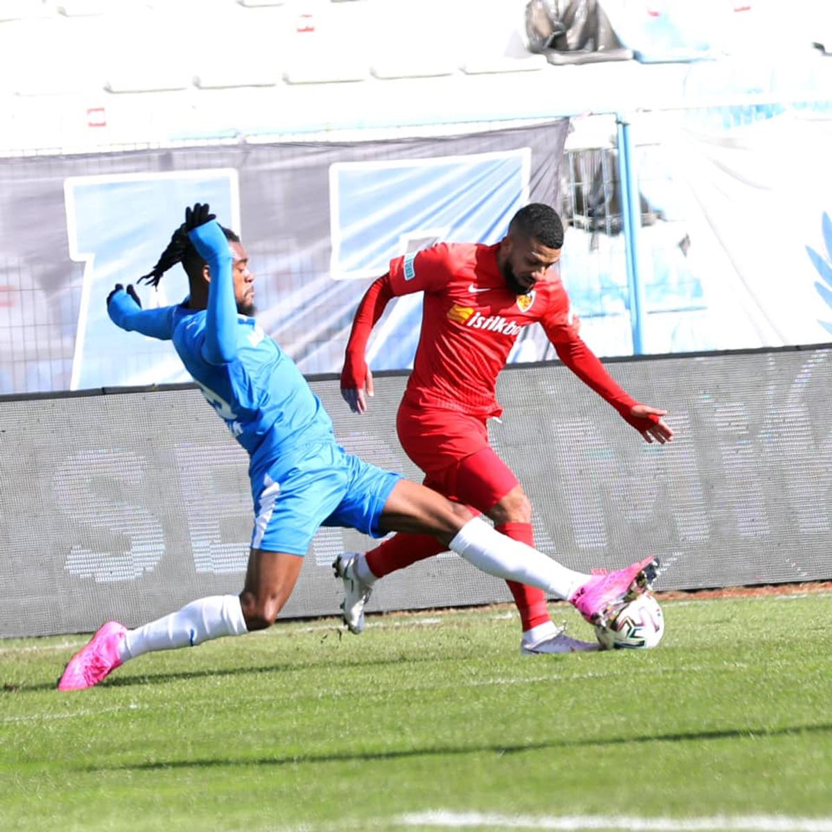 ERZURUM BB - KAYSERISPOR 1-1. Petrescu, declarații tari după egalul cu rivala din clasament: „Erzurum merita mai mult, a luptat mai tare”