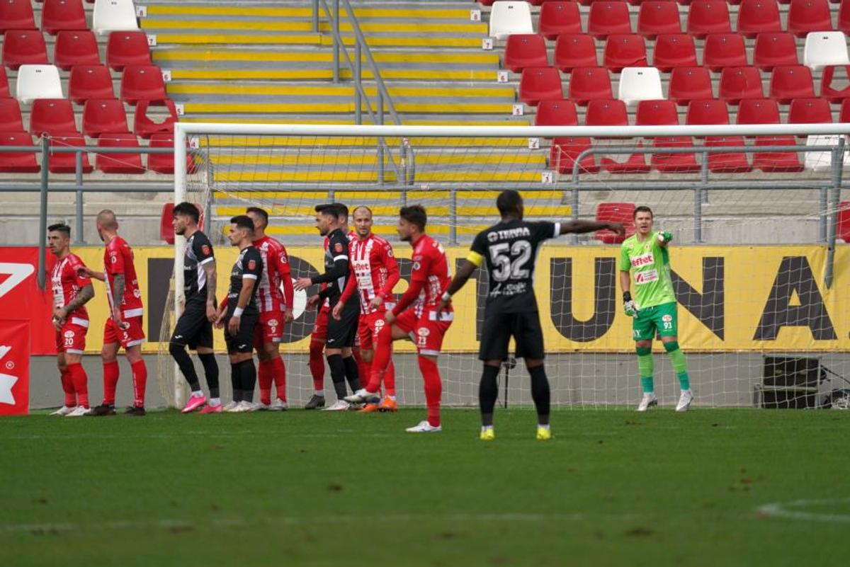UTA - Hermannstadt 1-1. „Bătrâna Doamnă”, salvată de eroarea lui Istvan Kovacs » Cronică + clasament actualizat