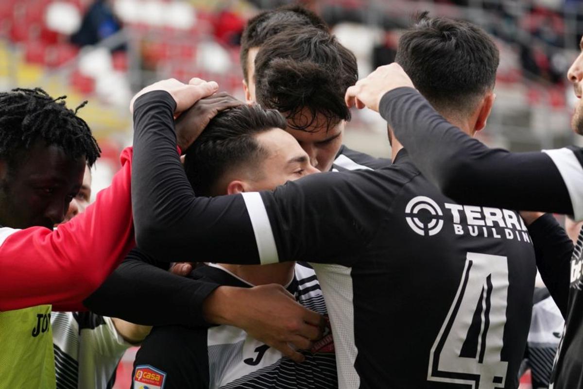 UTA - Hermannstadt 1-1. „Bătrâna Doamnă”, salvată de eroarea lui Istvan Kovacs » Cronică + clasament actualizat