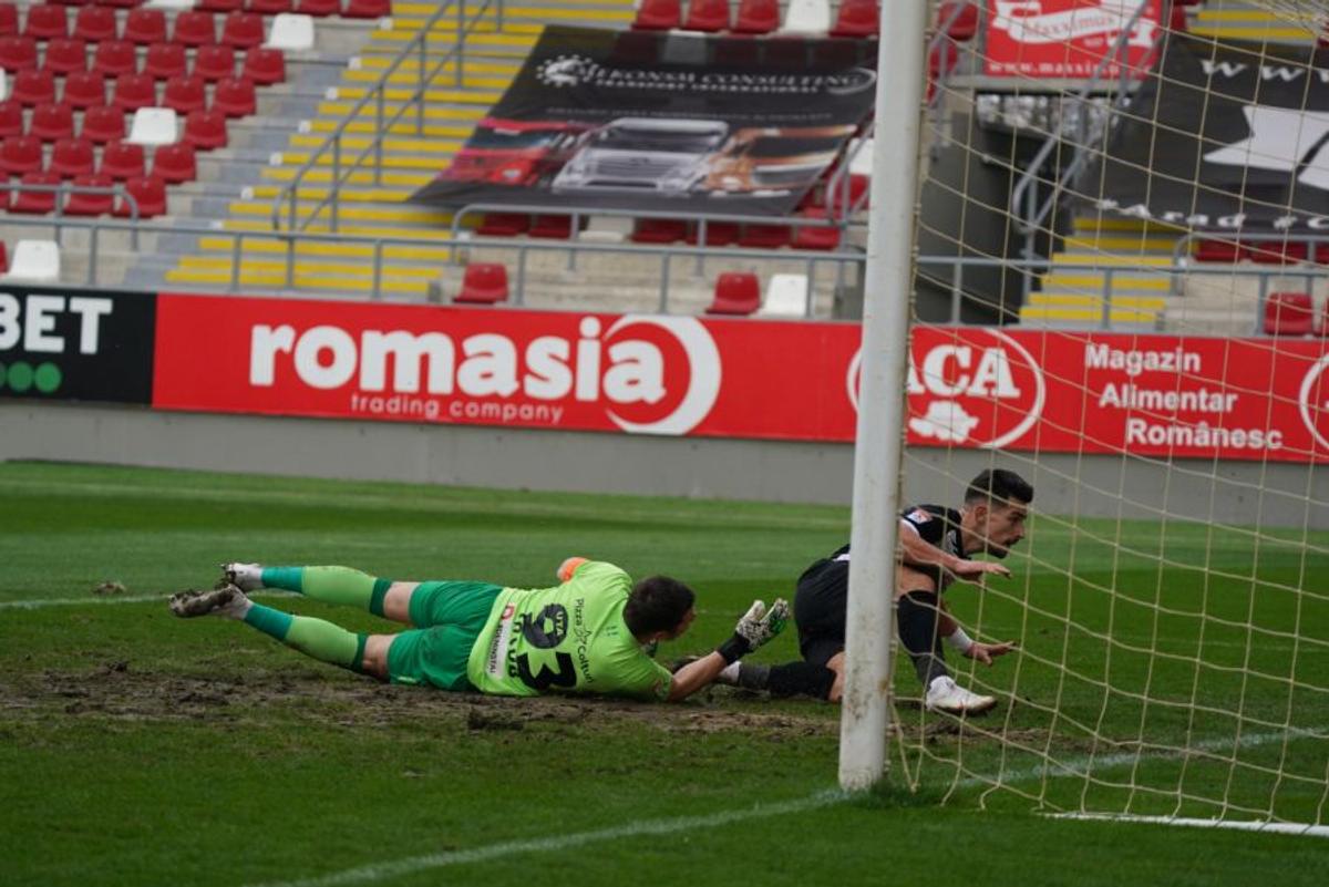 UTA - Hermannstadt 1-1. „Bătrâna Doamnă”, salvată de eroarea lui Istvan Kovacs » Cronică + clasament actualizat