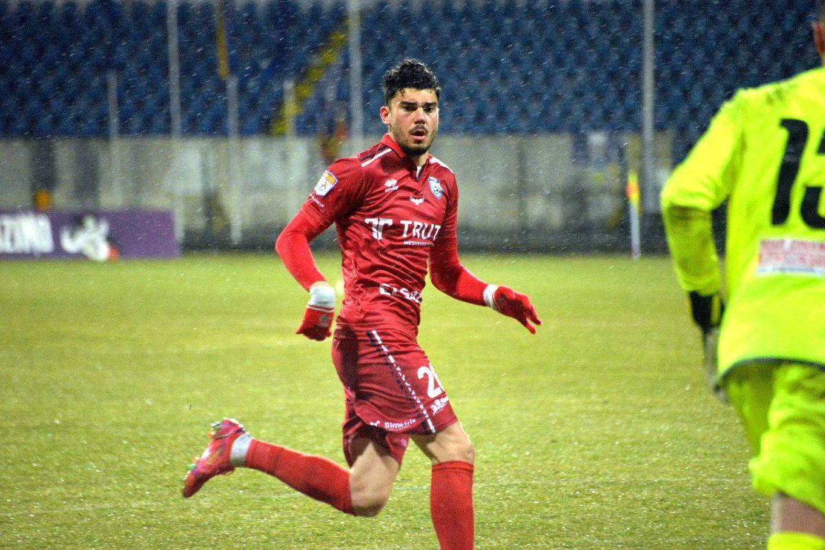 Deținătorul drepturilor TV îi spulberă speranțele lui Dinamo: „Șanse de 0,0001% pentru 18 echipe în Liga 1”