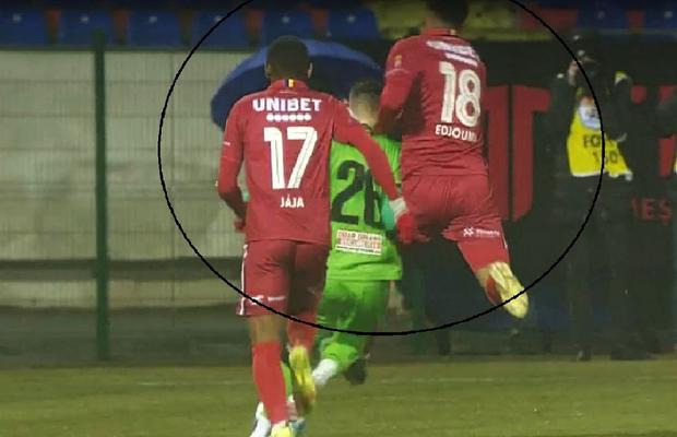 A început rivalitatea?! Noul transfer al lui Becali a scos din joc un dinamovist după doar două minute: „Fault grosolan, trebuia eliminat!”