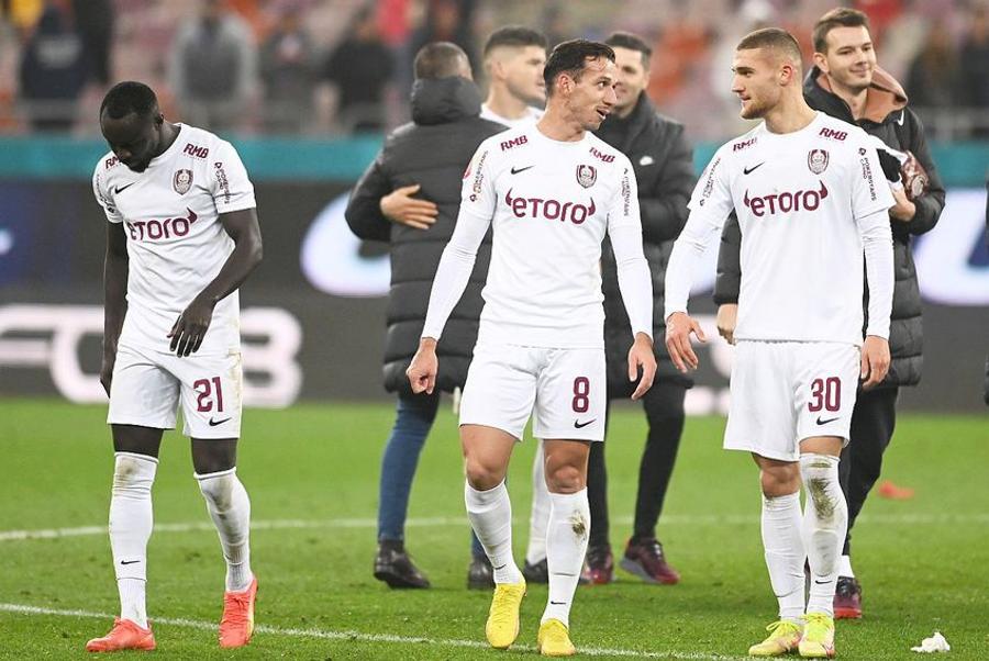 Roger, în centrul imaginii Avocatul „indezirabilului” de la CFR Cluj iese la atac: „Cum l-ați repus pe lista A? Vreți să joace în Liga 3?!”