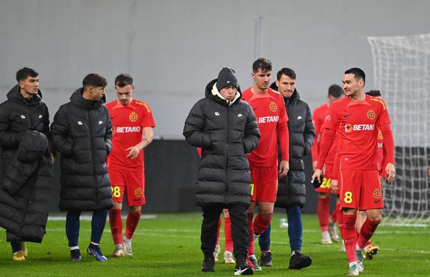 Abia joacă la FCSB, iar Gigi Becali i-a decis viitorul: „Asta i-am spus”