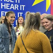 Sorana Cîrstea, interacțiune cu fanii în BTarena