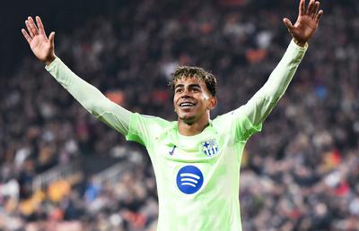 Barcelona germană a măturat Valencia! » Hansi Flick: „Ăsta-i stilul, cu foame pentru următorul gol”