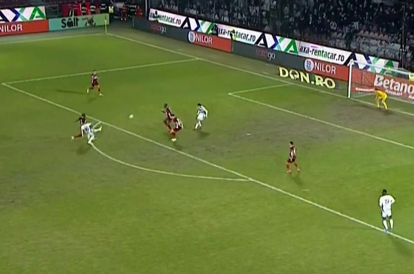 Dan Nistor a redus din diferență în CFR - U Cluj // FOTO: captură Prima Sport