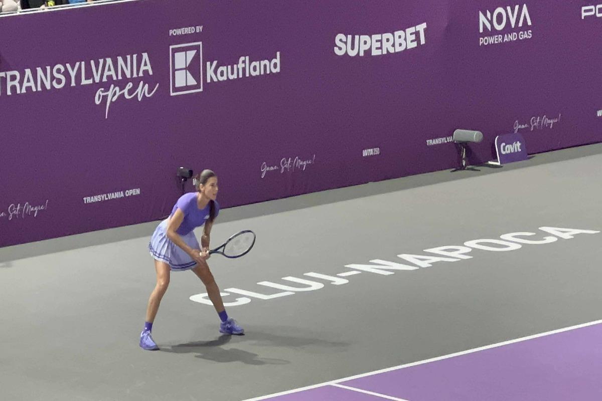 Sorana Cîrstea, CAMPIOANĂ la Transylvania Open! A cedat doar două game-uri în finala cu Emma Răducanu
