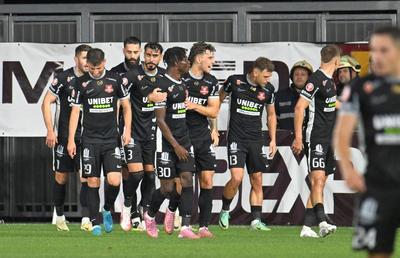 Gigi Becali, derapaj la adresa unui fotbalist din Superliga: „Un dobitoc” + Le face echipa altor doi antrenori: „Cum te aperi, mă?”