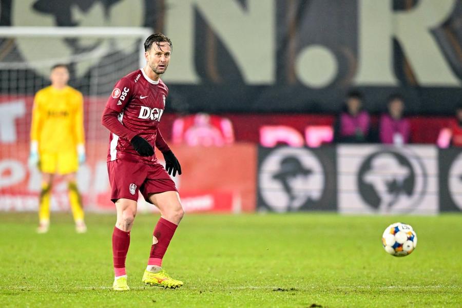 Damjan Djokovic, mijlocașul lui CFR Cluj/ foto: Imago Images Pancu taie în carne vie! O nouă plecare de la CFR Cluj: omul cu 5 titluri își face bagajele