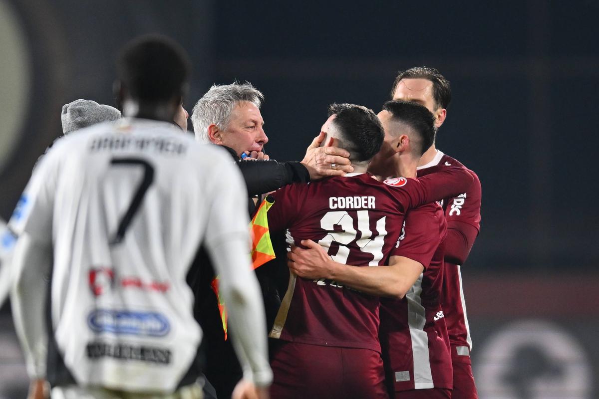 CFR Cluj, victorie uriașă cu U Cluj! Daniel Pancu a readus echipa la viață, Bergodi a avut o ieșire animalică la final