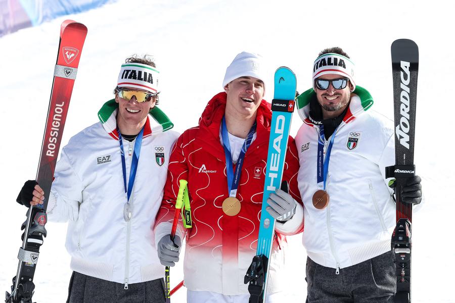 Franzoni, Von Allmen, Paris cu medaliile la gât FOTO Imago Images Un elvețian a câștigat primul titlu olimpic la Milano-Cortina » Franjo Von Allmen s-a impus la coborâre