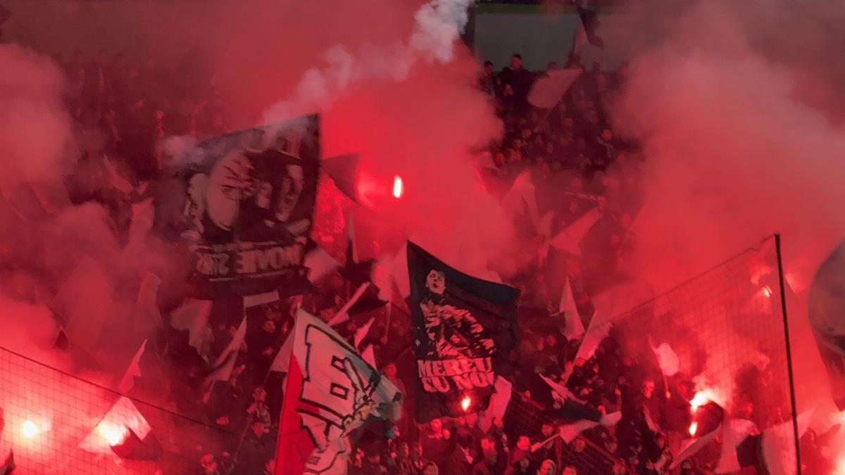 Torțe la CFR - U Cluj