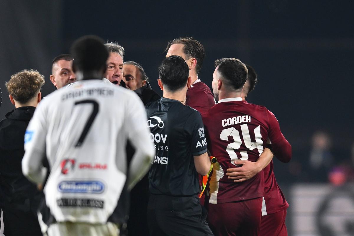 CFR Cluj, victorie uriașă cu U Cluj! Daniel Pancu a readus echipa la viață, Bergodi a avut o ieșire animalică la final