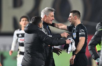 Iuliu Mureșan a găsit și alți vinovați » Cine ar fi greșit la derby-ul CFR - U Cluj: „Stăteam în lojă, am văzut!”