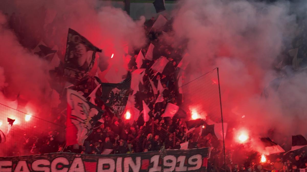 Torțe la CFR - U Cluj